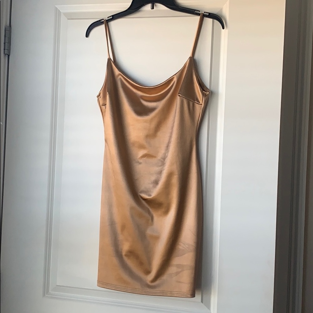 Windsor Gold/Mocha Dress Size M